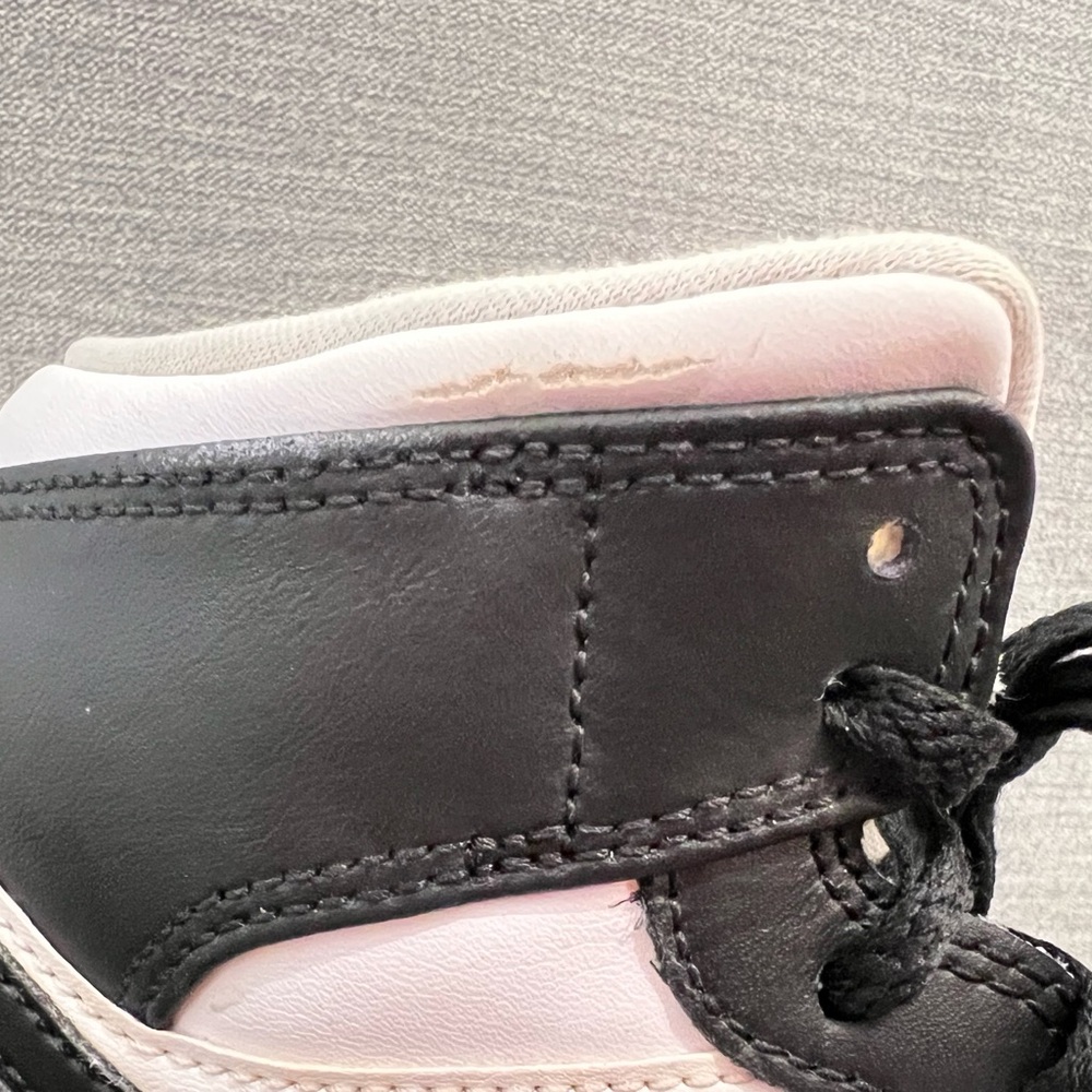Air Force 1 Mid Hologram sneakers - Picture 7 of 11